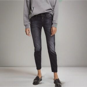 Closed Italian Jeans Skinny Baker Black Organic Cotton Ankle Crop Size 27